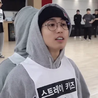 Sticker from ㅤ     W𝘈LL𝘈BY @CHKZVS