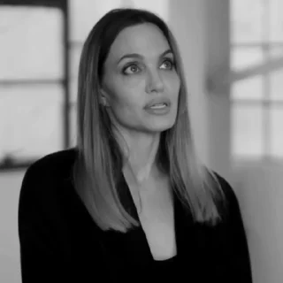 ❤️ emoji Angelina Jolie @loresalgg ➡️ @Ctikerubot Telegram sticker 5 of 25