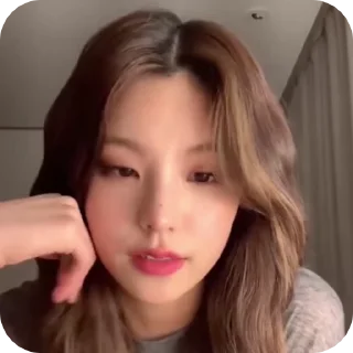 🌟 emoji YEJI —> @AnastayshannOr Telegram sticker 12 of 40