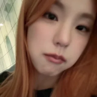 🌟 emoji Yeji random :: @hwangyejiarchivee Telegram sticker 17 of 37