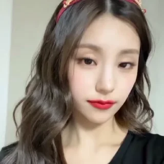 🌟 emoji Yeji random :: @hwangyejiarchivee Telegram sticker 22 of 37