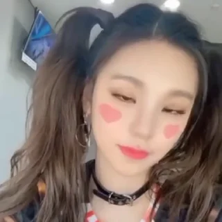 🌟 emoji Yeji random :: @hwangyejiarchivee Telegram sticker 18 of 37