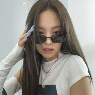 Sticker from jennie - @yoolovrii