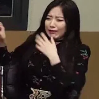 🌟 emoji Shuhua @mieliexx @mum_yuqi00 Telegram sticker 17 of 30