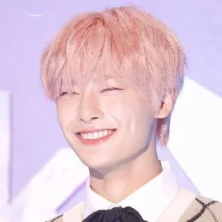 😁 emoji jeongin♡ from @stray_kids_hel_p Telegram sticker 1 of 30