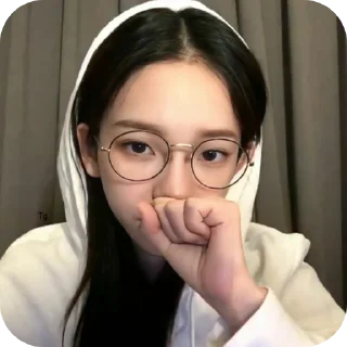 🫢 emoji karina ୨୧ Telegram sticker 4 of 10