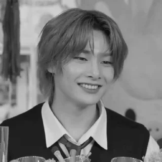 😂 emoji `` ★• JEONGIN чб °• ~ @jeoniarch by @offstikbot Telegram sticker 23 of 49