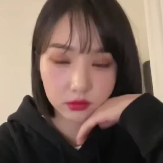 Sticker from Eunha @mum_yuqi00