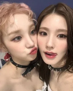 💋 emoji У мужлан нет прав, дамы богини Telegram sticker 5 of 14