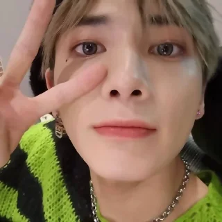 🐾 emoji kang taehyun @qwinkiixx Telegram sticker 8 of 31