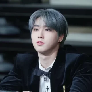 Sticker from jisung by @j55hni