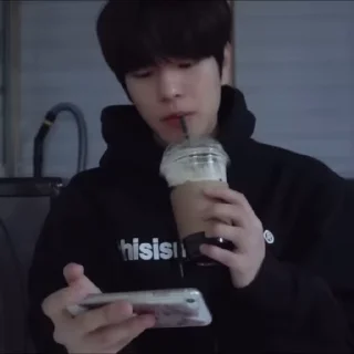 🥤 emoji stray kids everywhere all around the world Telegram sticker 6 of 22