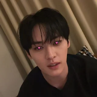 Sticker from @riahwanglee minho live