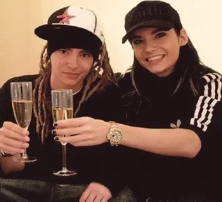 🥂 emoji ✨tokio✨hotel✨ by hahalee Telegram sticker 14 of 84