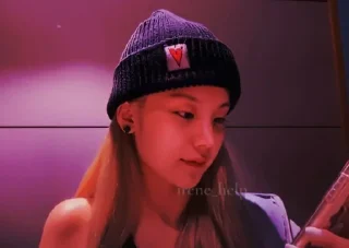 Sticker from yeji ❉