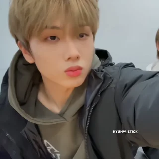Sticker from ✮Jisung  @misfitstk