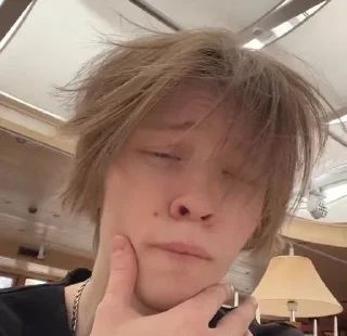 😏 emoji Больше стиков тут: @stikery4 Telegram sticker 18 of 36