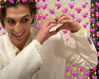 💘 emoji Måneskin from le parole lontane Telegram sticker 8 of 53