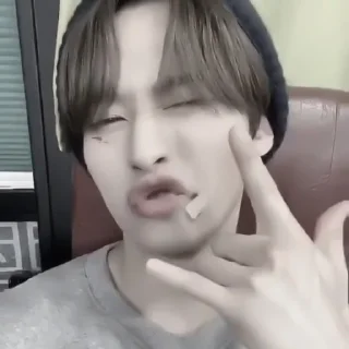 😎 emoji minxo Telegram sticker 2 of 22