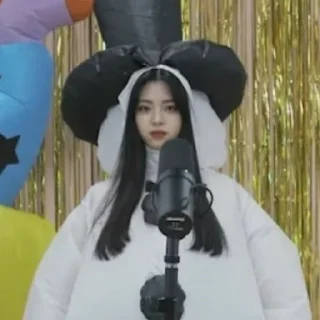 Sticker from itzy sticker pack :: kpopxwi