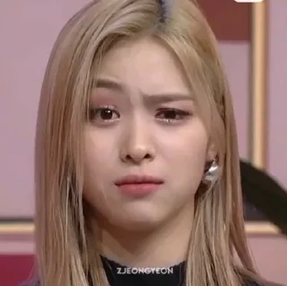 Sticker from itzy sticker pack :: kpopxwi