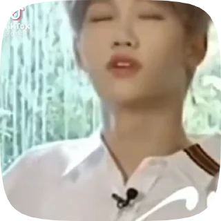 🙄 emoji осуждаю Telegram sticker 10 of 19