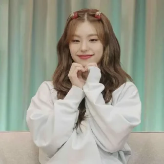 Sticker from Itzy? Itzy!^^