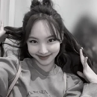 💄 emoji Nayon•Twice Telegram sticker 12 of 17