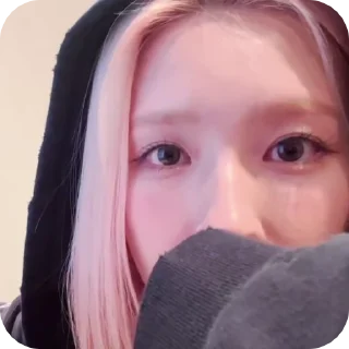 Sticker from (G)I-DLE Miyeon
