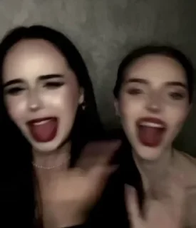 😜 emoji ксю 🌷🌷🌷 амритхеппихаус Telegram sticker 23 of 34