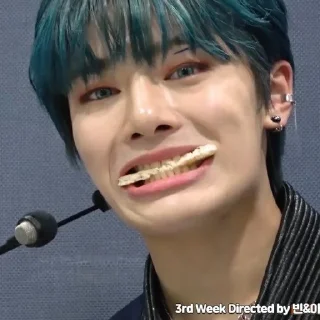 Sticker from jeongin from @stray_kids_hel_p