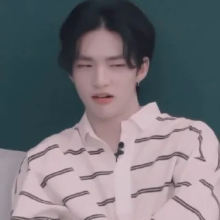 Sticker from 🧋 - 𝐡𝐲𝐮𝐧𝐣𝐢𝐧`. | @pecjuwr