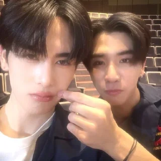🤏 emoji лакорны - lakorn :: али Telegram sticker 5 of 57
