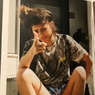 🫵 emoji Zendaya is a goddess Telegram sticker 12 of 34
