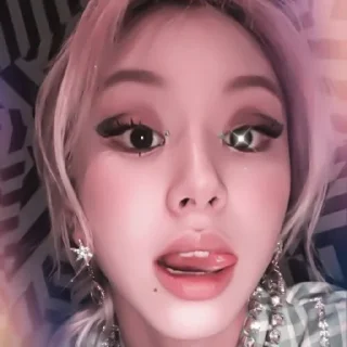 👚 emoji #chaeyoung meme «👚 by @lumicore_present Telegram sticker 18 of 64
