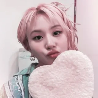 👚 emoji #chaeyoung meme «👚 by @lumicore_present Telegram sticker 23 of 64