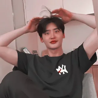 Sticker from #leejongsuk meme «☄️ by @lumicore_present