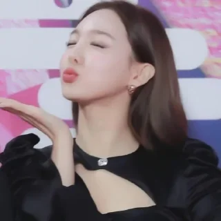 ✨ emoji Nayeon ✨ @mariubasjiuk @pkswq Telegram sticker 6 of 36