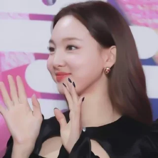 ✨ emoji Nayeon ✨ @mariubasjiuk @pkswq Telegram sticker 3 of 36