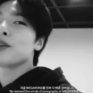 Sticker from #JEONGIN ٭ @jeoniarch чб by @offstikbot
