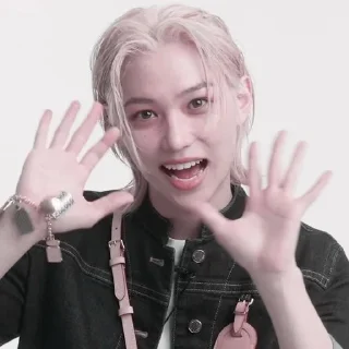 🤗 emoji Felix !¡ 💗🐥 Telegram sticker 11 of 52