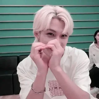 🫶 emoji Felix !¡ 💗🐥 Telegram sticker 20 of 52