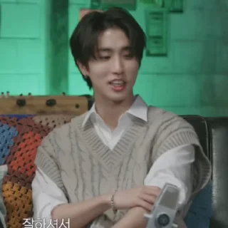 Sticker from ji supreme @hanjisunsm