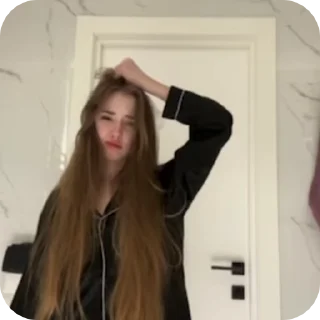 👻 emoji виола by @akulichwxxx Telegram sticker 10 of 23