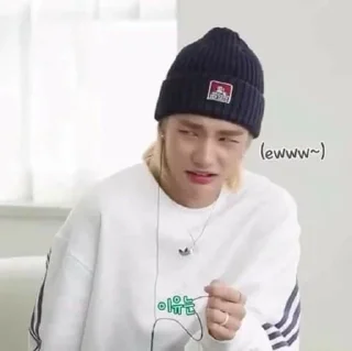 🤢 emoji боссик молокососик Telegram sticker 13 of 120