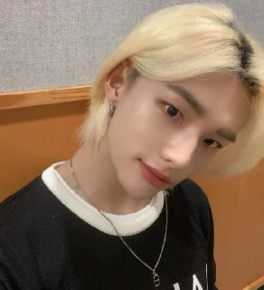 Sticker from Hyunjin by @korea92