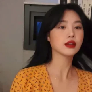 Sticker from ★ . soojin @sooshuar