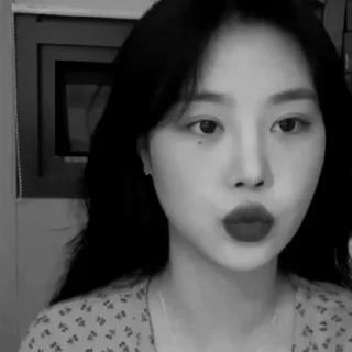 Sticker from ★ . soojin @sooshuar