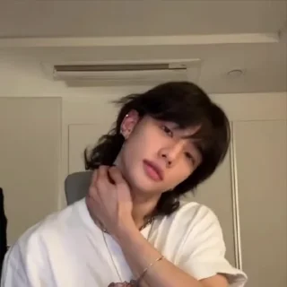 🎺 emoji HYUNJIN FR @MIKETTTSU Telegram sticker 24 of 65