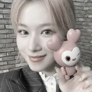 🤍 emoji SANA BY @MASYAAQQW Telegram sticker 7 of 15